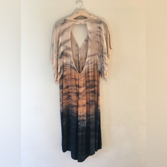 Boho LUX Tie Dye Boho Beach Dress - Picture 3 of 9